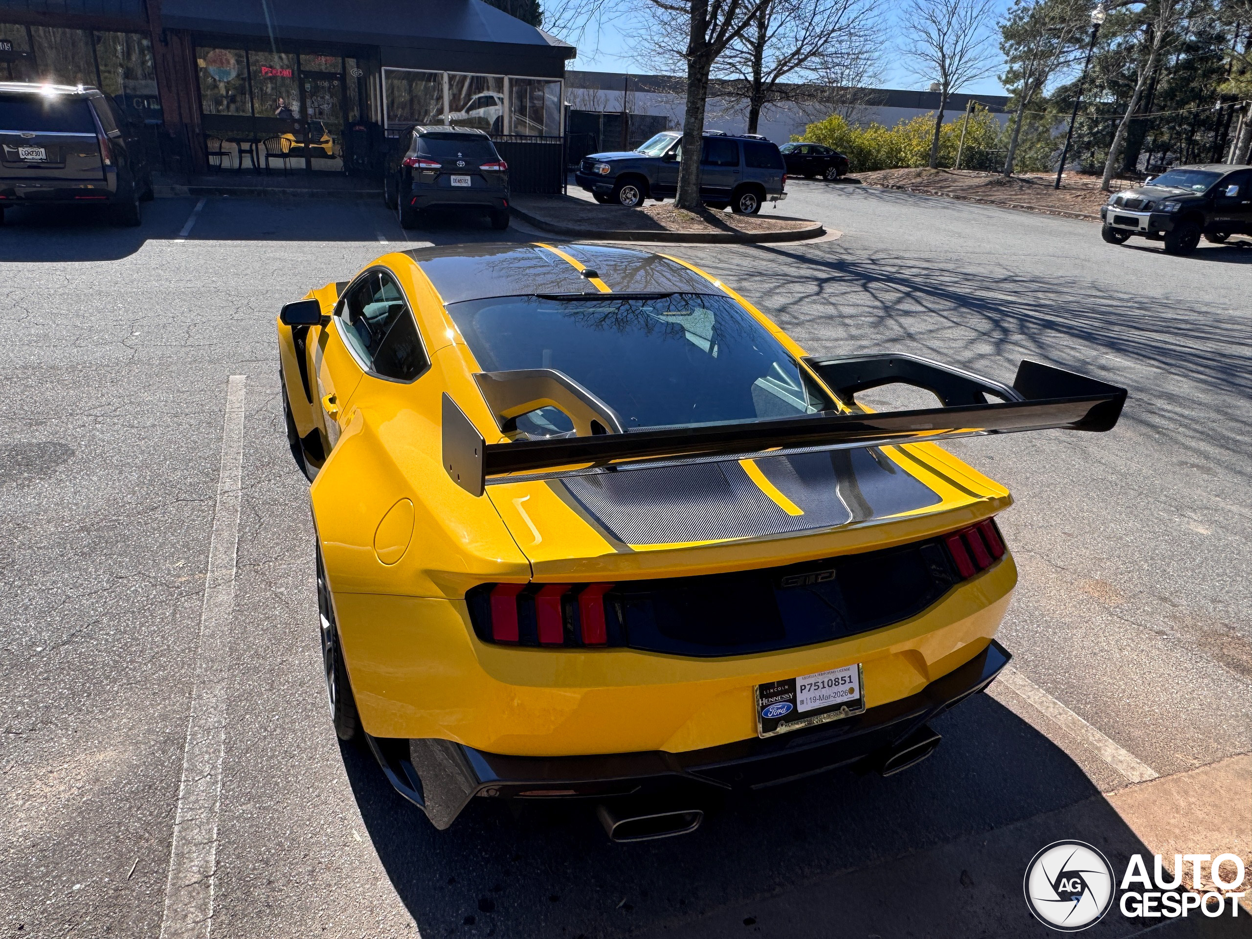 Ford or Chevrolet? Two American martyrs