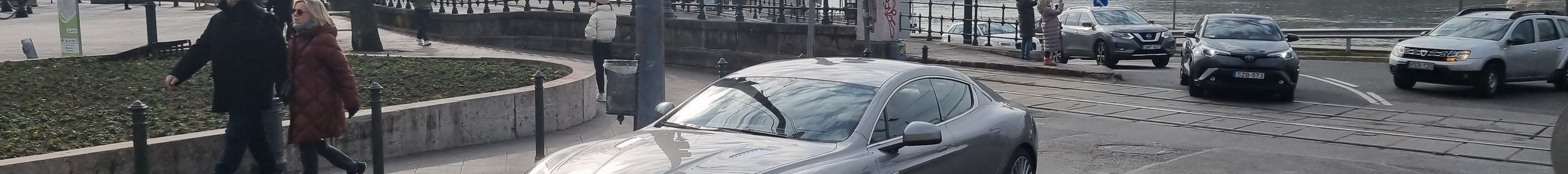 Aston Martin Rapide S