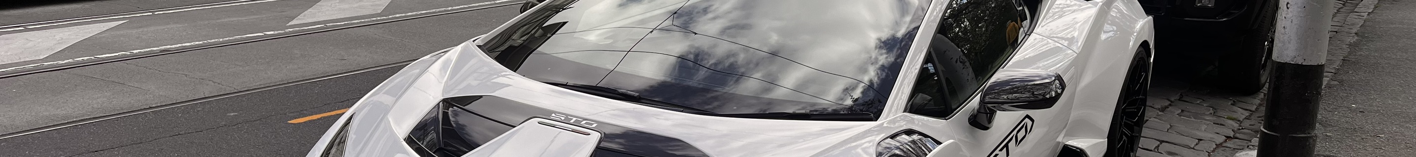 Lamborghini Huracán LP640-2 STO