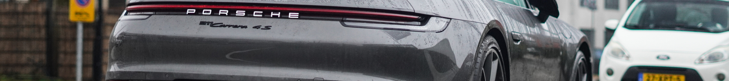 Porsche 992 Carrera 4S Cabriolet MkI