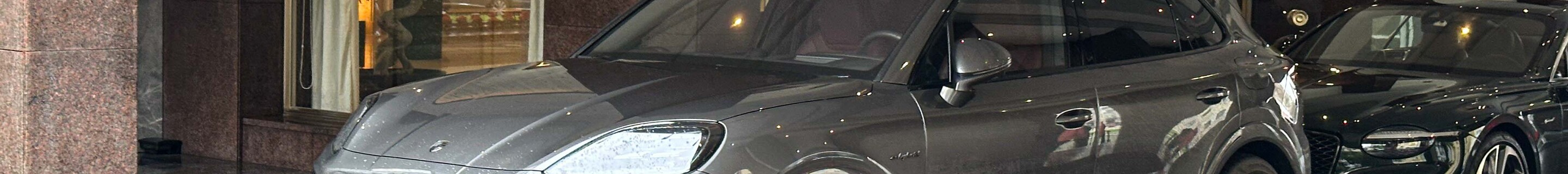 Porsche 9YA Cayenne Turbo E-Hybrid