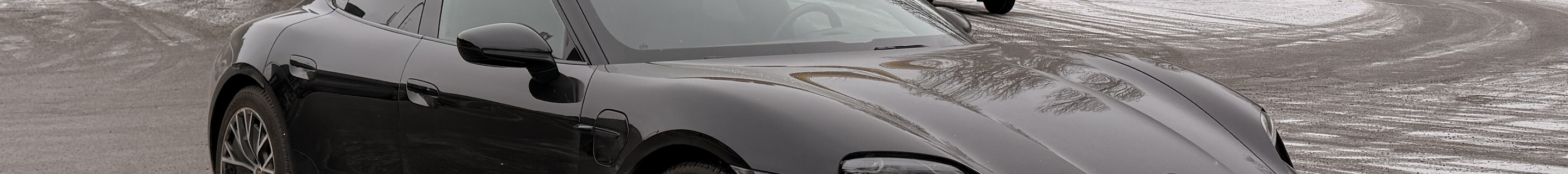 Porsche Taycan Turbo