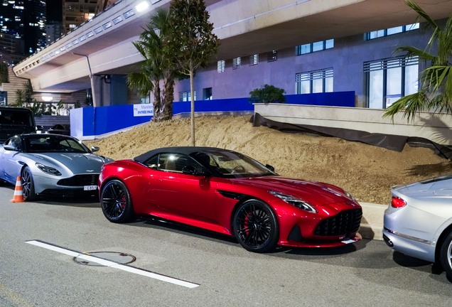 Aston Martin DB12 Volante