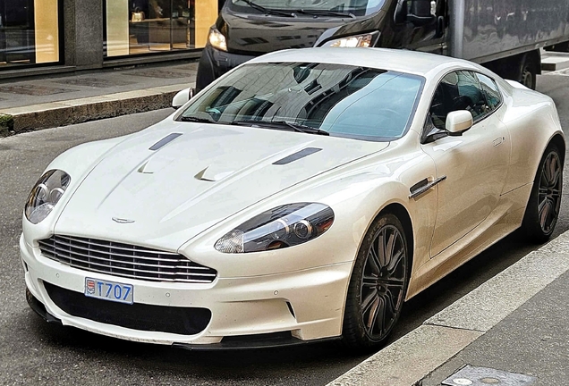 Aston Martin DBS