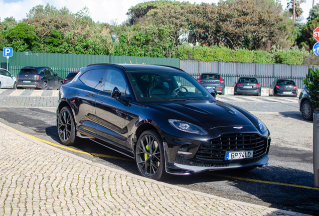 Aston Martin DBX707