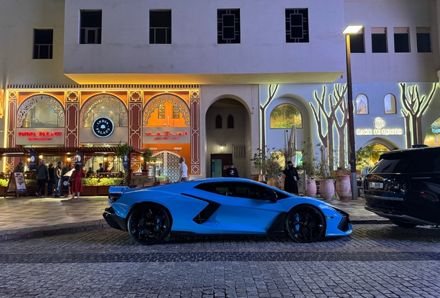 Lamborghini Revuelto