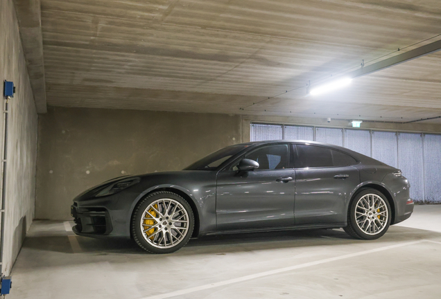 Porsche 972 Panamera Turbo E-Hybrid