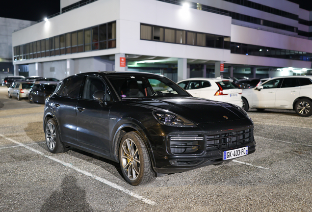 Porsche Cayenne Turbo S E-Hybrid
