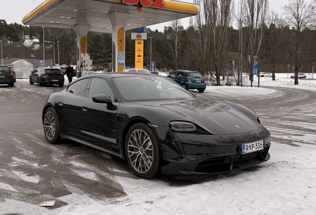 Porsche Taycan Turbo
