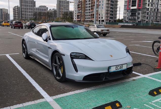 Porsche Taycan Turbo S