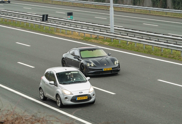 Porsche Taycan Turbo S