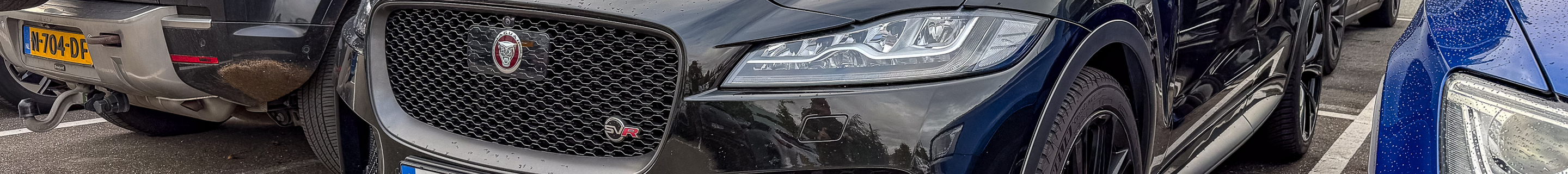 Jaguar F-PACE SVR