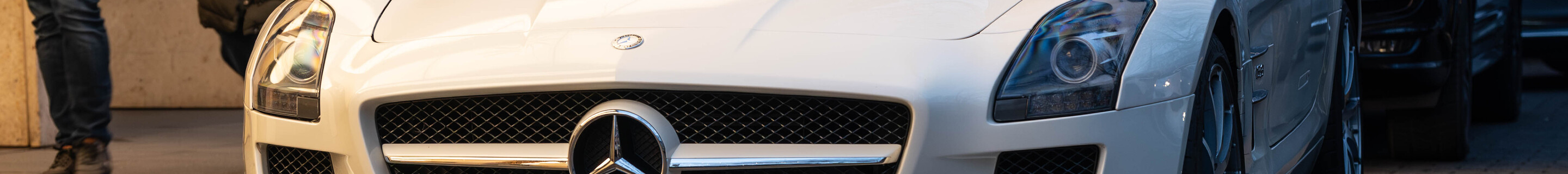 Mercedes-Benz SLS AMG