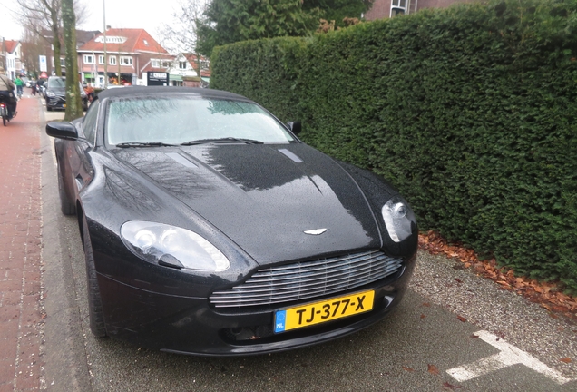 Aston Martin V8 Vantage Roadster