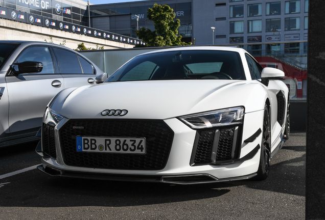 Audi R8 V10 Plus 2015