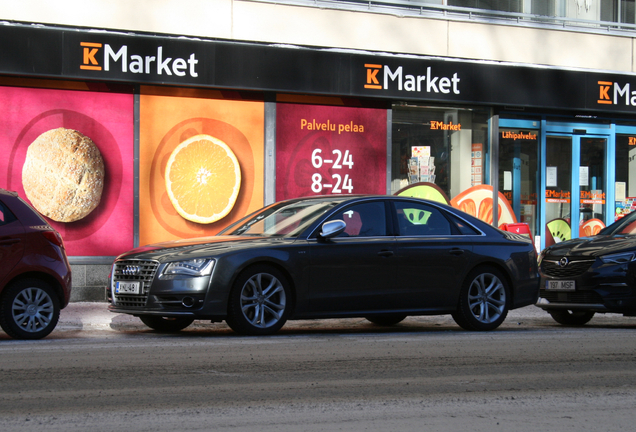 Audi S8 D4