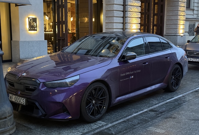 BMW M5 G90
