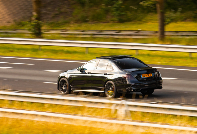 Mercedes-AMG E 63 S W213