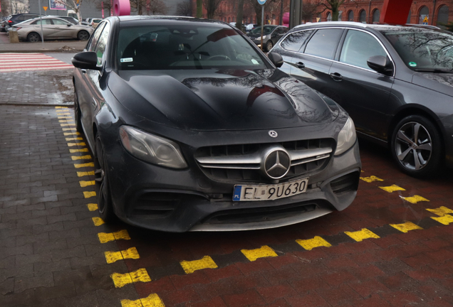 Mercedes-AMG E 63 S W213