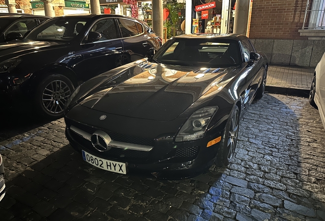 Mercedes-Benz SLS AMG