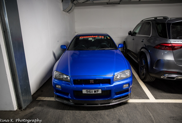 Nissan Skyline R34 GT-R