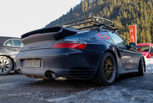 Porsche 996 Turbo