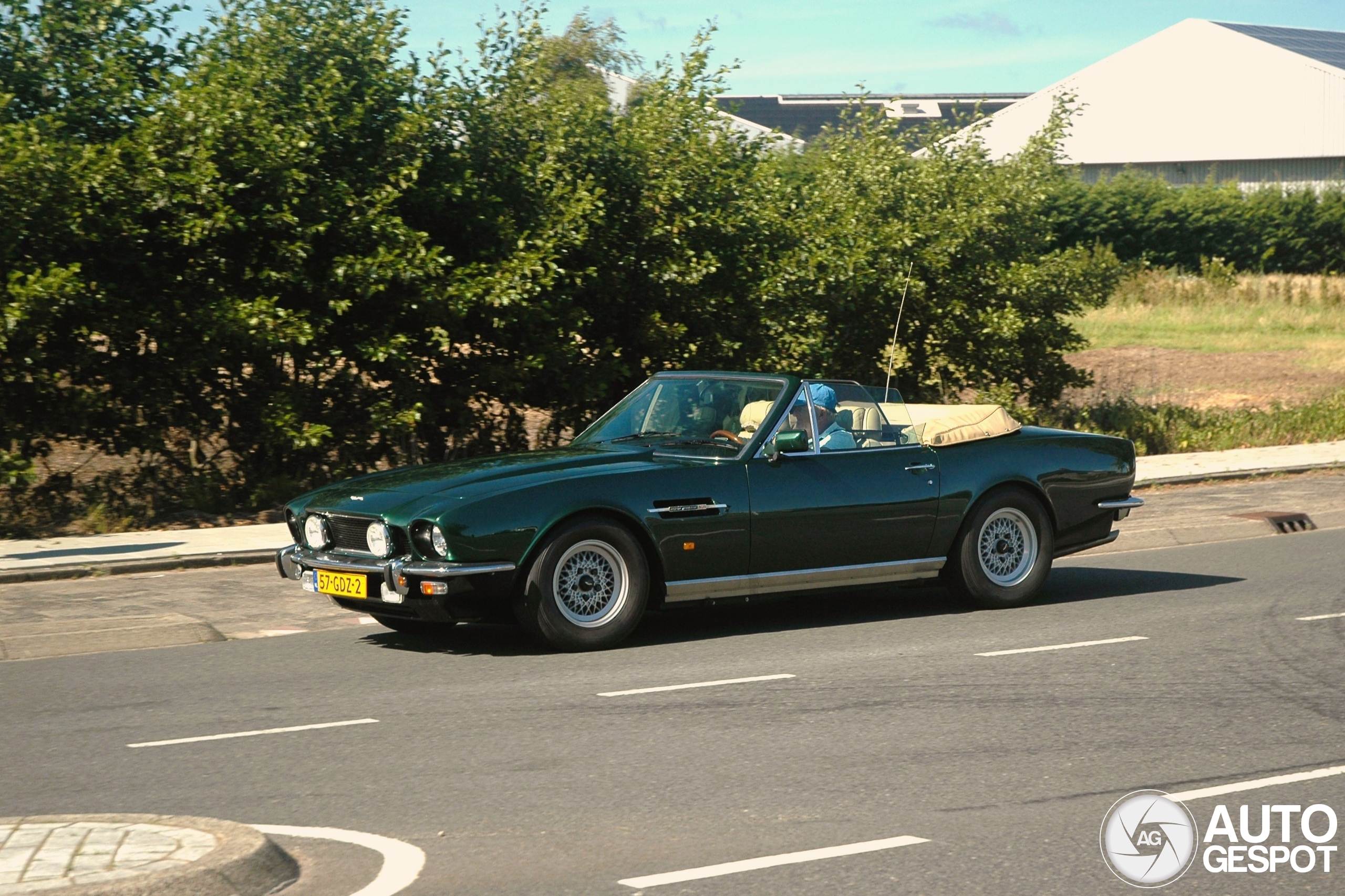 Aston Martin V8 Volante 1978-1990