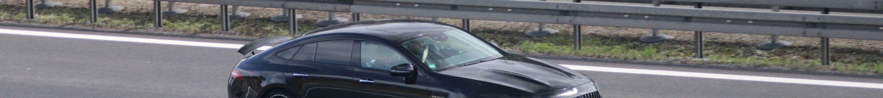 Mercedes-AMG GT 63 S X290