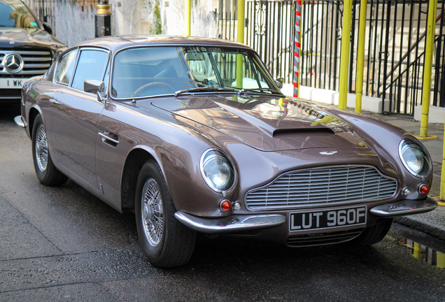 Aston Martin DB6 MKII