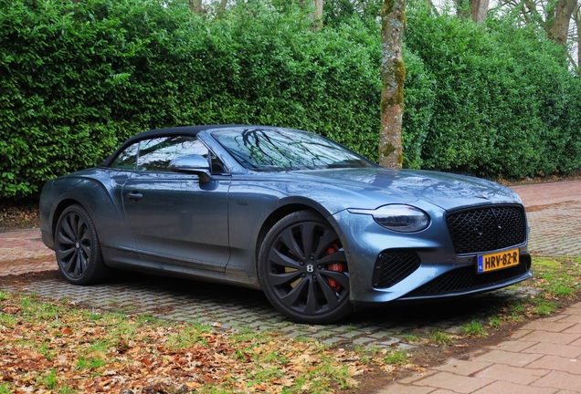 Bentley Continental GTC Black Edition 2025