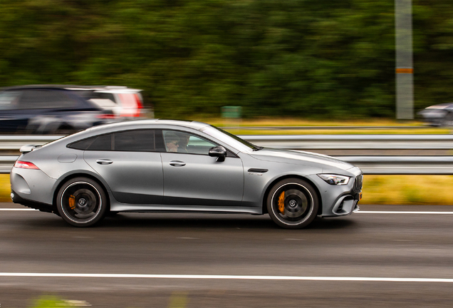 Mercedes-AMG GT 63 S X290