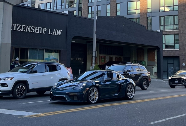 Porsche 718 Cayman GT4 RS Weissach Package