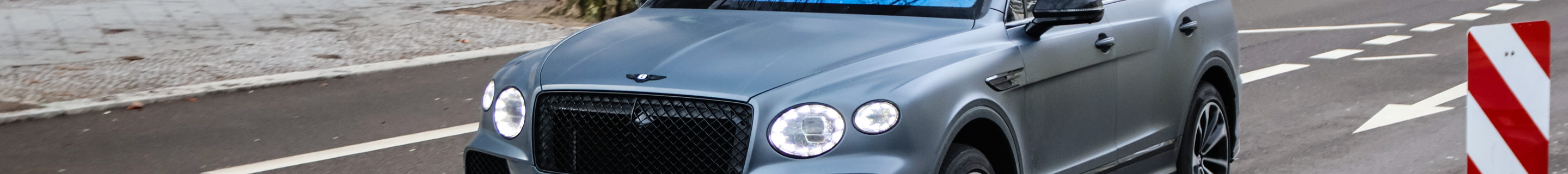 Bentley Bentayga V8 S 2024 Black Edition