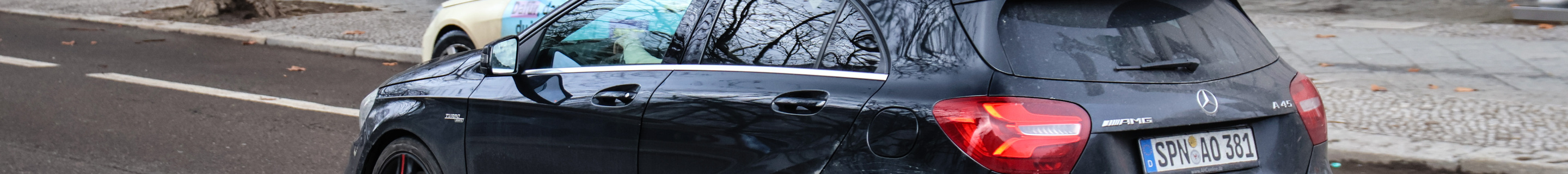 Mercedes-AMG A 45 W176 2015