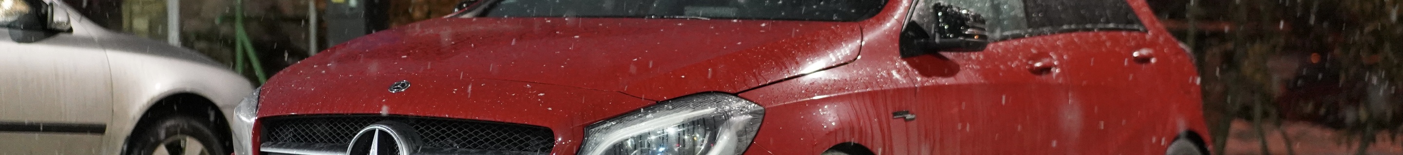 Mercedes-AMG A 45 W176 2015