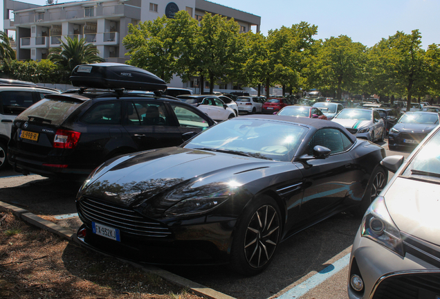 Aston Martin DB11 V8 Volante