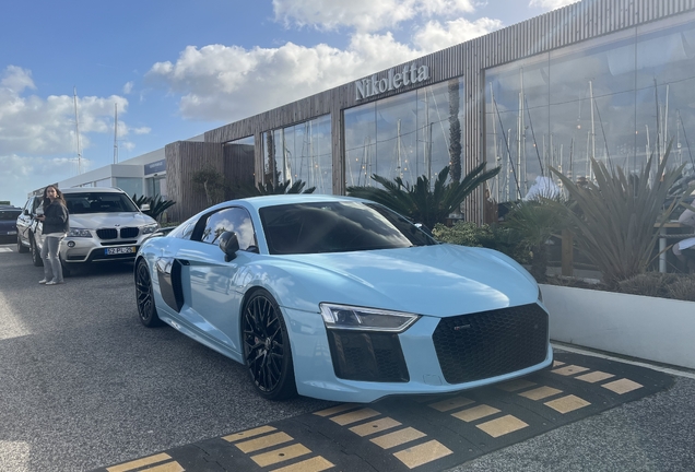 Audi R8 V10 Plus 2015