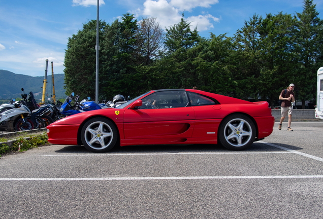 Ferrari F355 GTS