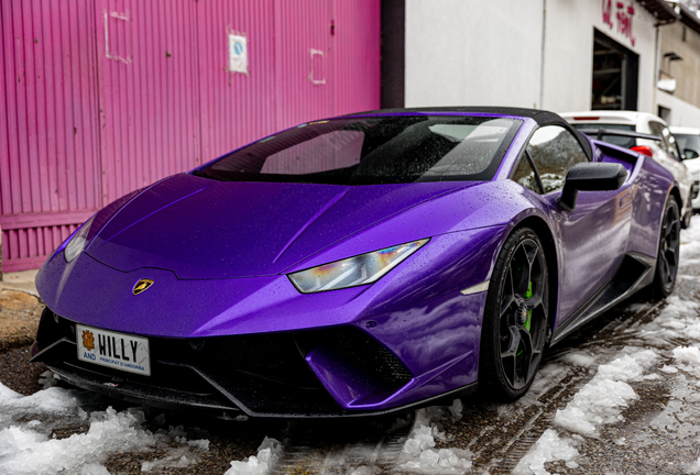 Lamborghini Huracán LP640-4 Performante Spyder