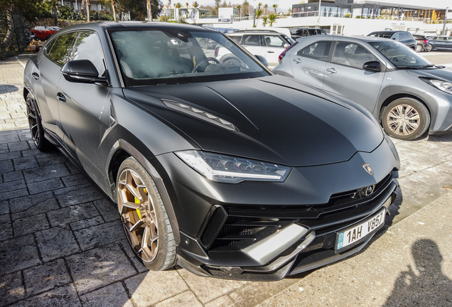 Lamborghini Urus Performante