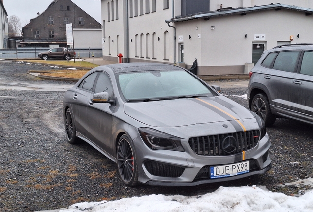 Mercedes-Benz CLA 45 AMG C117
