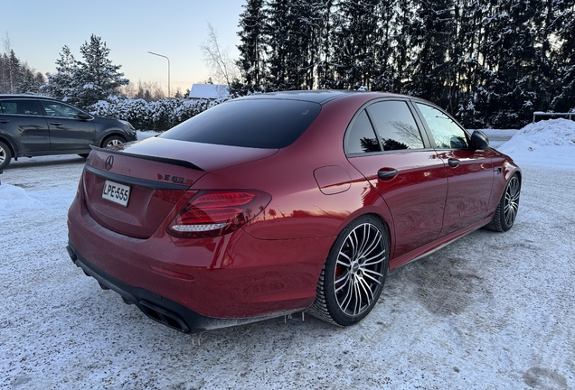 Mercedes-AMG E 63 S W213