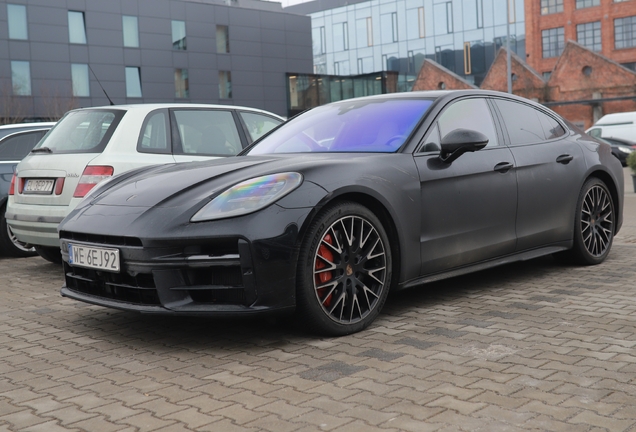 Porsche 972 Panamera Turbo E-Hybrid