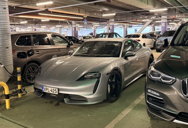 Porsche Taycan Turbo