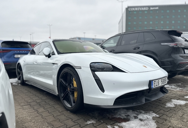 Porsche Taycan Turbo S