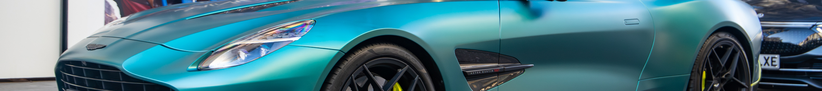 Aston Martin Vanquish 2025