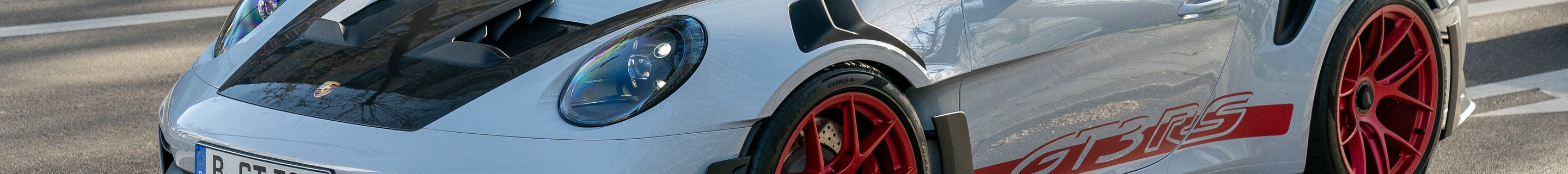 Porsche 992 GT3 RS MkI Weissach Package