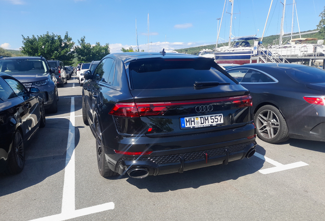 Audi RS Q8 2024