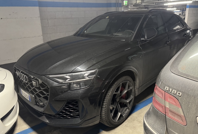 Audi RS Q8 2024
