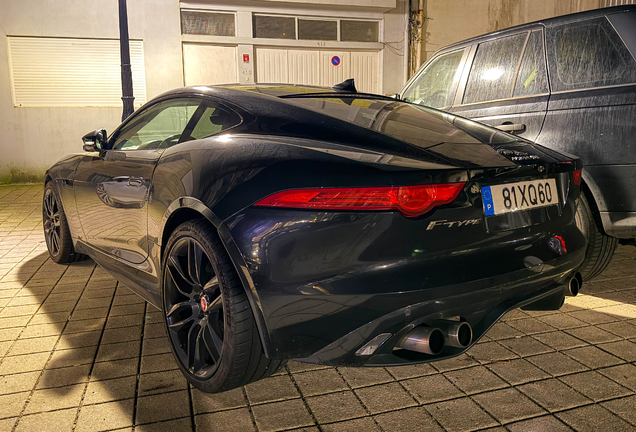 Jaguar F-TYPE R Coupé